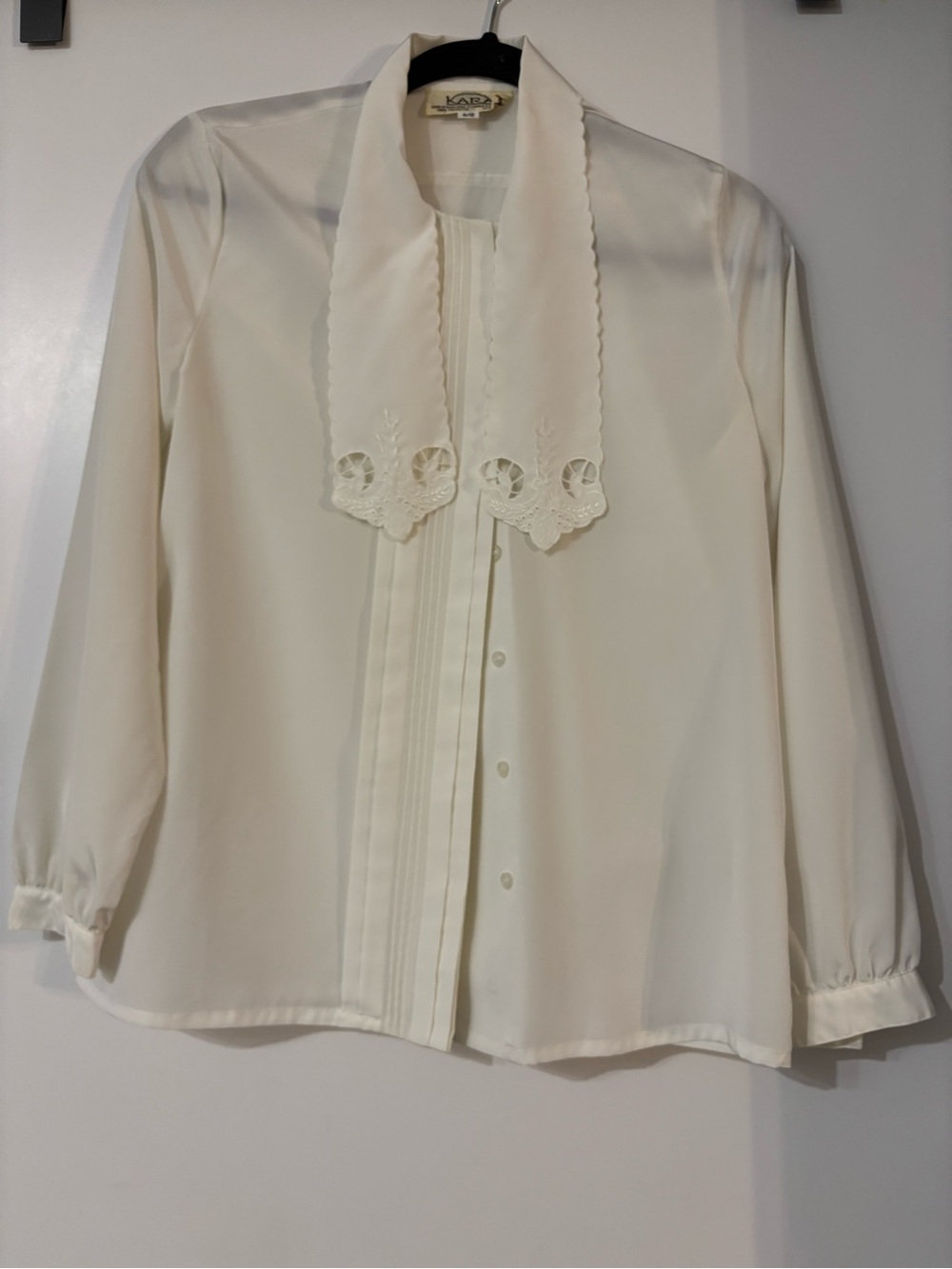 Vintage 70s 80s Cream Blouse Embroidered Lace Statement Collar Pintuck